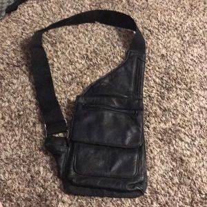 Cross body shoulder bag